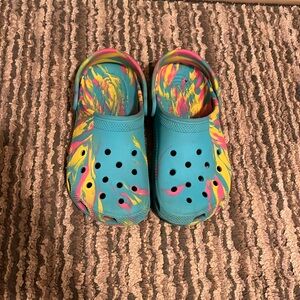 Kids- crocs Youth J2